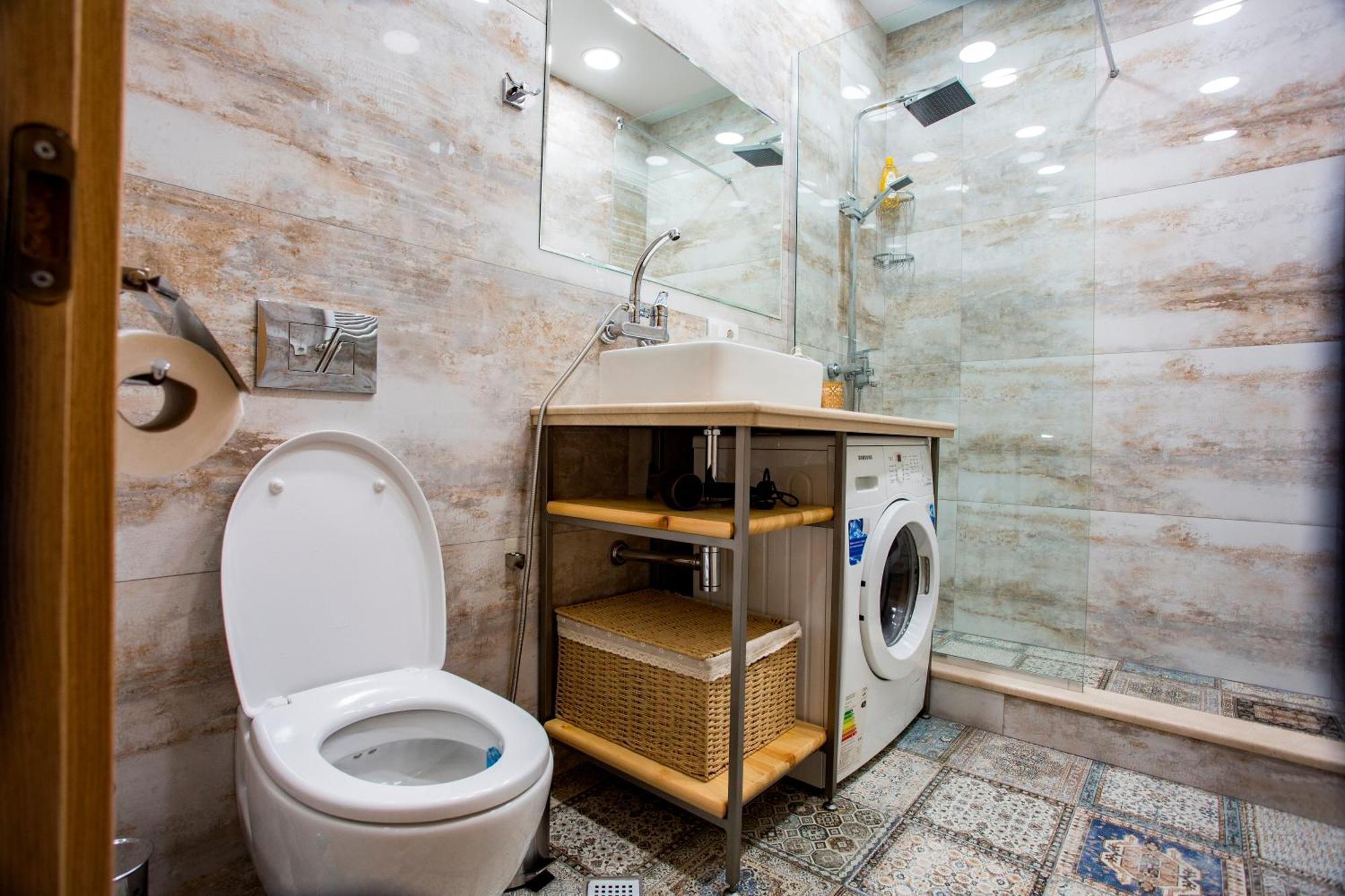 Yellow Apartment In Avlabari Тбилиси Экстерьер фото