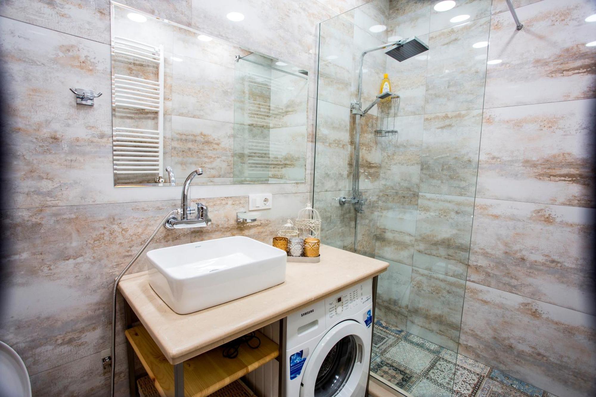 Yellow Apartment In Avlabari Тбилиси Экстерьер фото